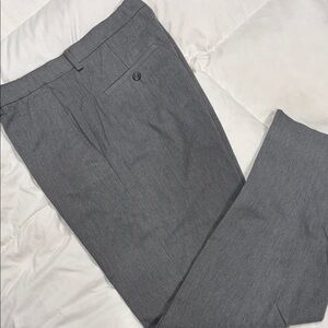 Haggar Classic Gray Men's Dress Pants